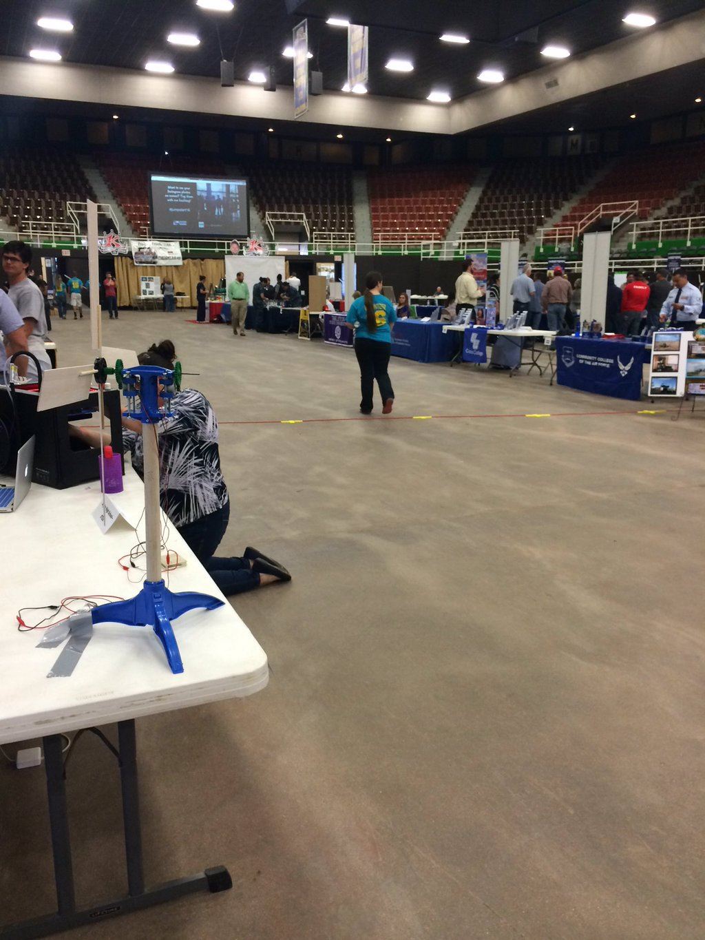 Exhibitors Getting Ready